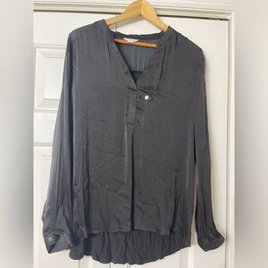 Sweet Grey | Black tunic top
